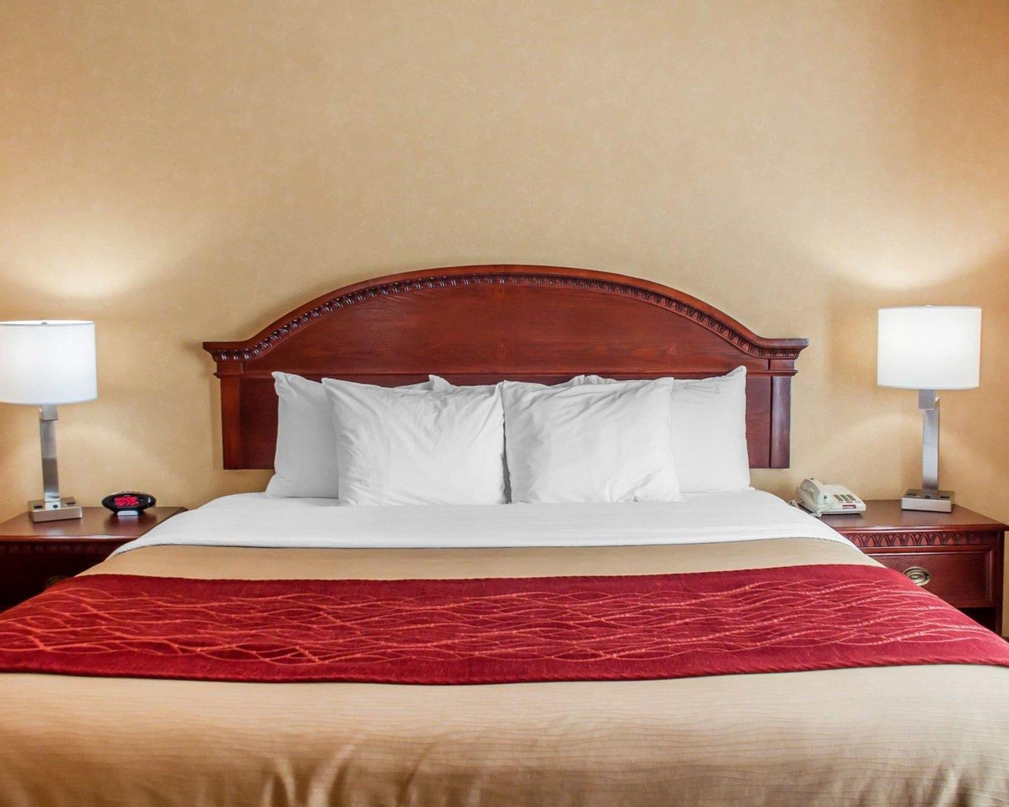 Quality Inn Near Walden Galleria Mall Cheektowaga Exteriér fotografie