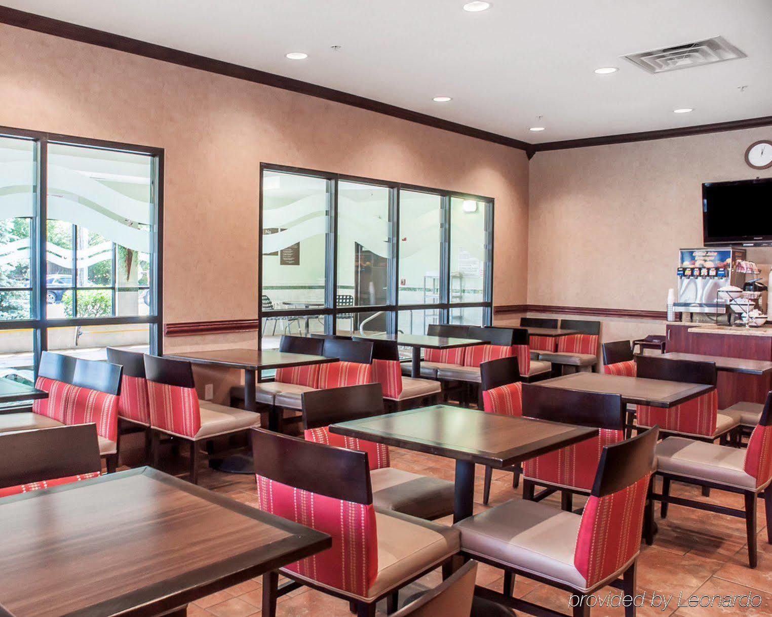 Quality Inn Near Walden Galleria Mall Cheektowaga Exteriér fotografie