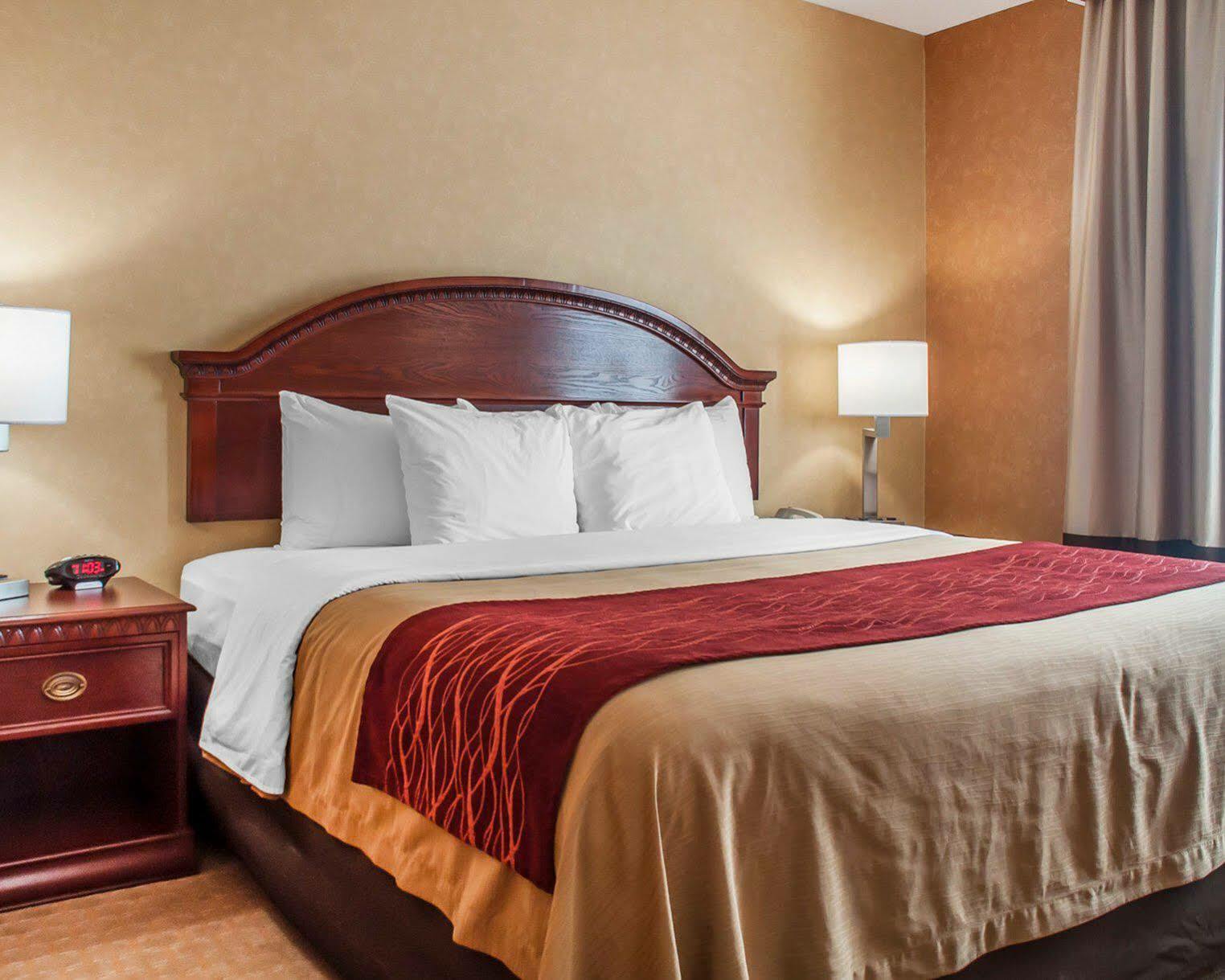 Quality Inn Near Walden Galleria Mall Cheektowaga Exteriér fotografie