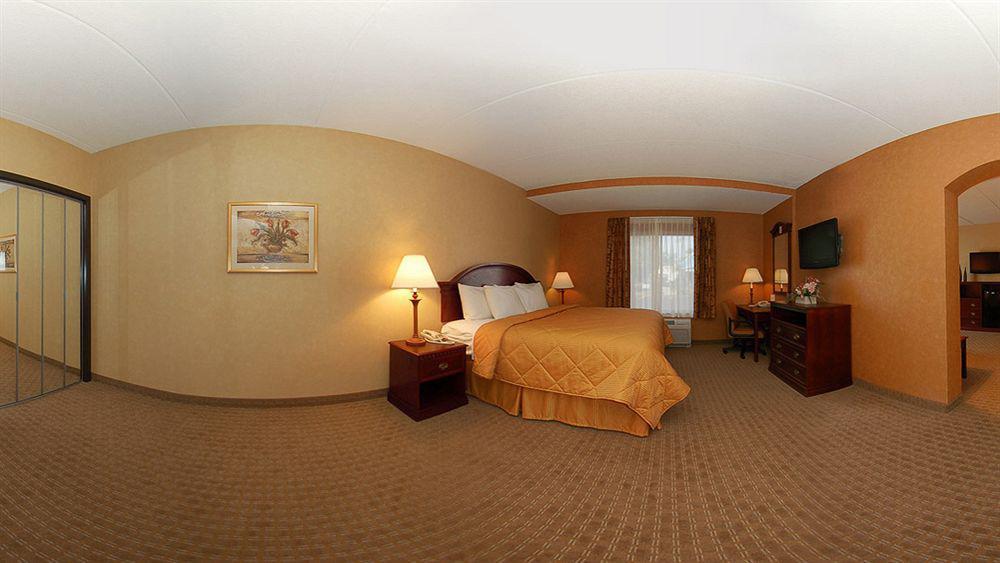Quality Inn Near Walden Galleria Mall Cheektowaga Exteriér fotografie